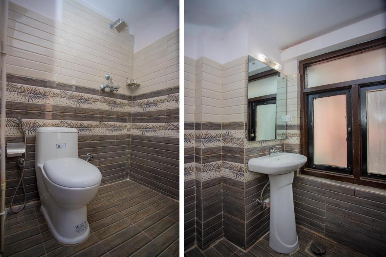 Oyo Hotel Antique Kutty Катманду Экстерьер фото